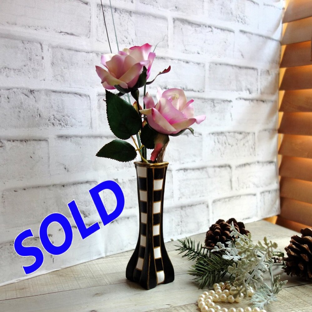Checked Bud Vase & Roses Mackenzie Inspired Buffalo Check Vase Courtly Decor